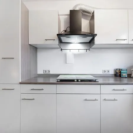 Nele Apartment *